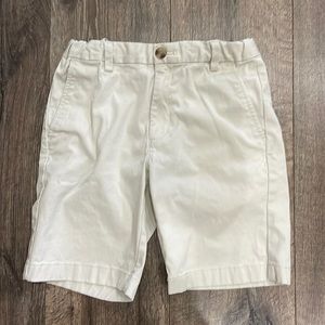 Vineyard Vines stone (light khaki) breaker shorts
